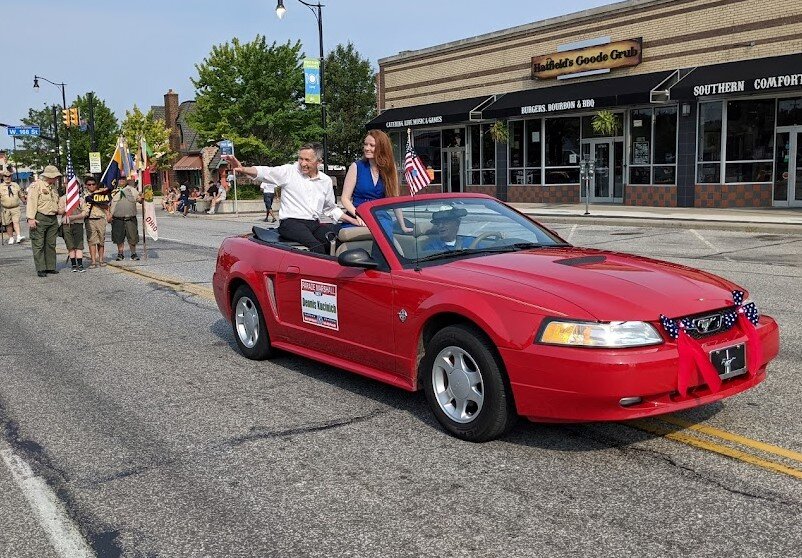 Kucinich in the West Park 4th of July parade. Photo by Grant Segall.