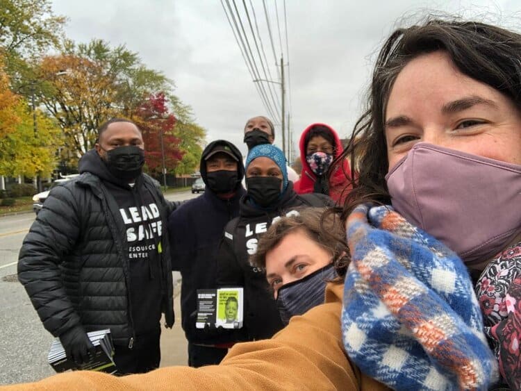 Lead Safe CLE outreach workers in Slavic Village. Photo courtesy Lynn Rodemann (on right.)