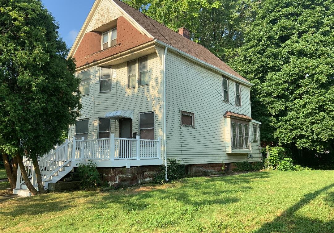 Photo exterior repair after.jpg