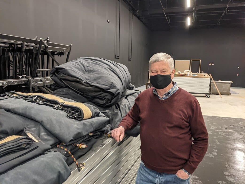 Rick Foran in the black box theater of LatinUs at the Pivot Center. Photo: Grant Segall.