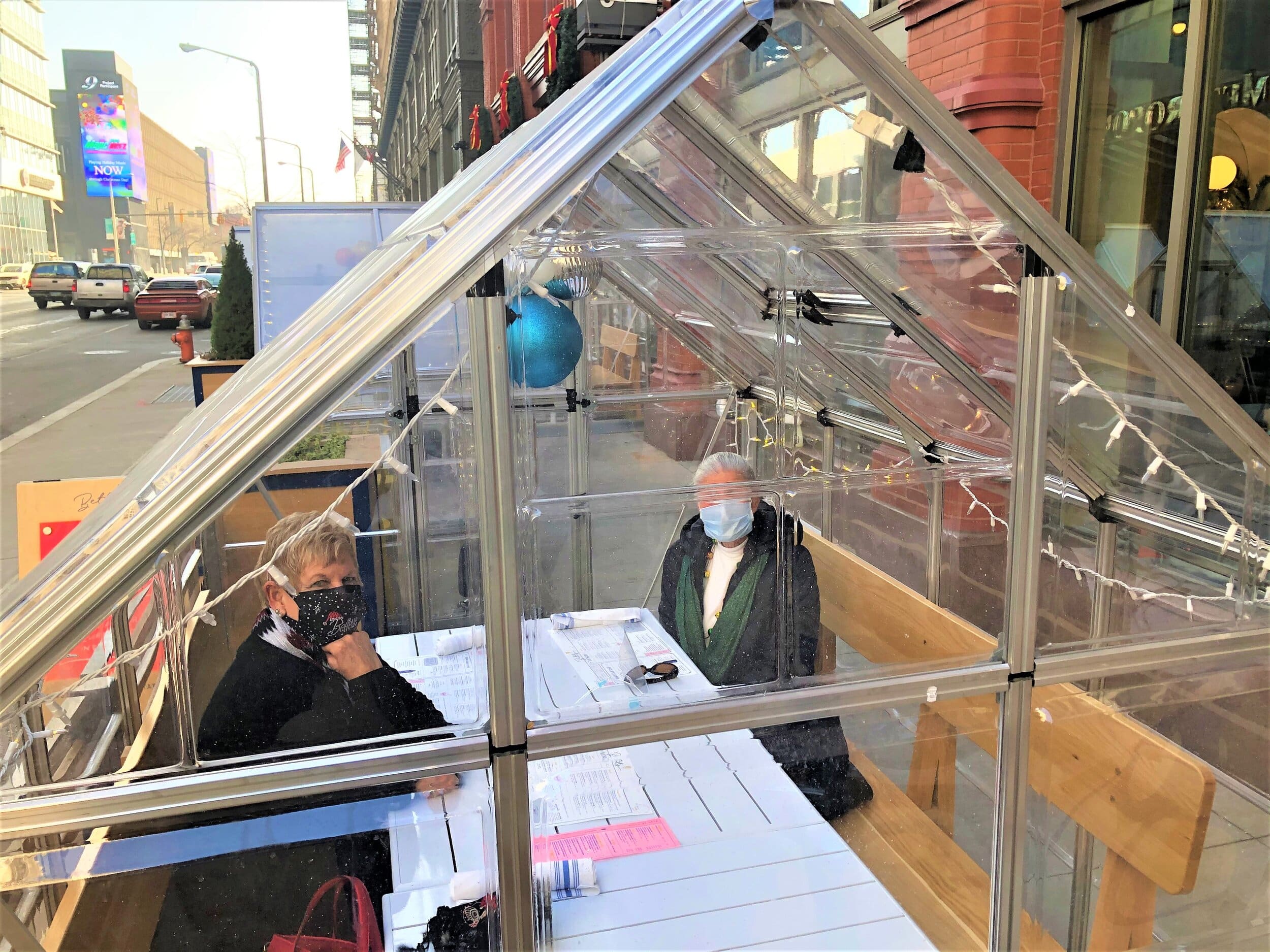 Sara Steward and Phyllis Zalo dine in warmth at Betts. Photo by Grant Segall.