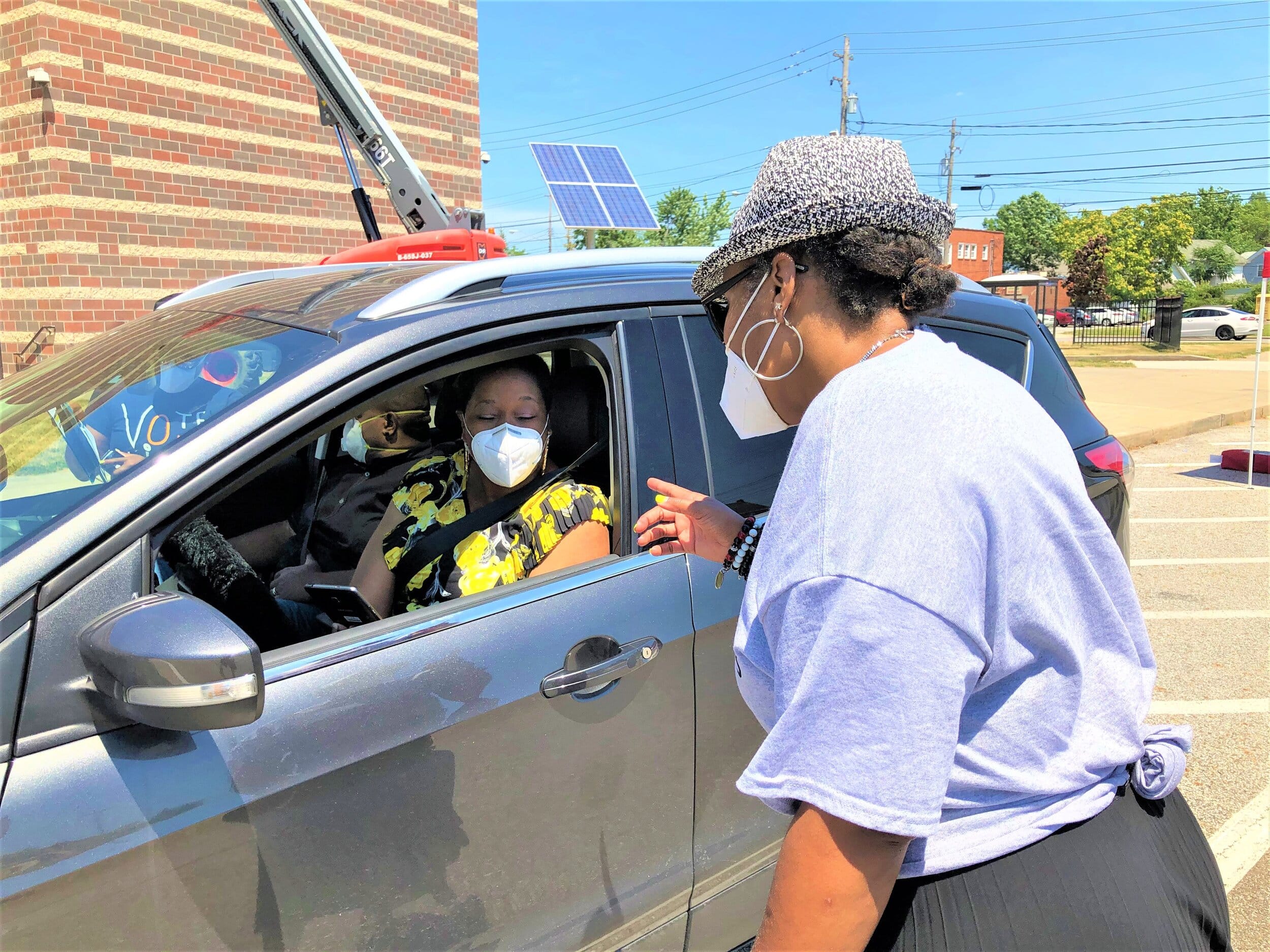 Garfield Heights Ward 4 Councilwoman Shayla Davis greets Lanene Jones at voter registration drive