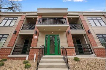 tremont oaks exterior.jpg